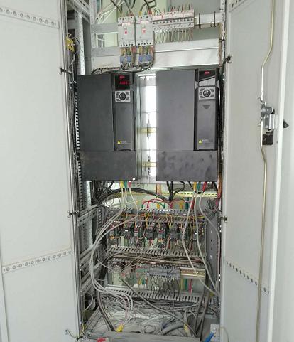 XFC550變頻器在破碎機上的應用(圖6) XFC550變頻器在破碎機上的應用(圖6)