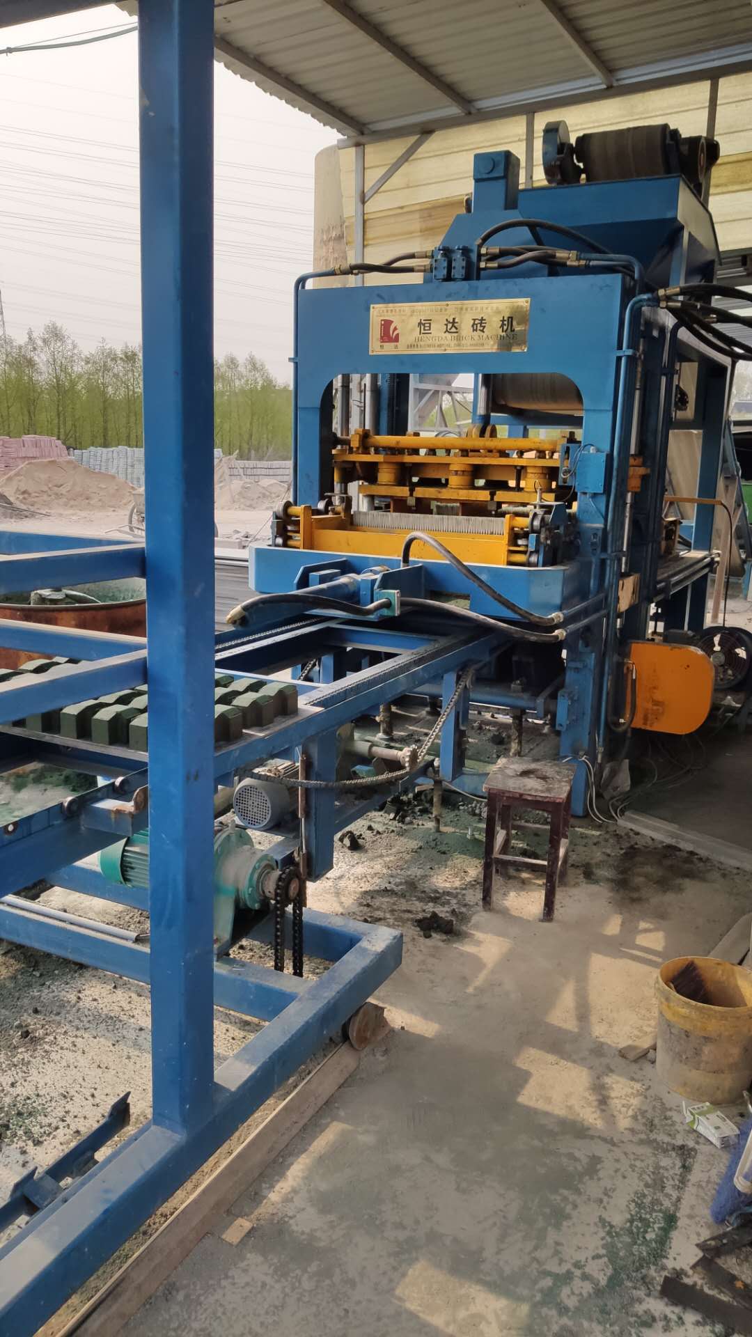 建筑行業制磚機械上應用—變頻器(圖2)